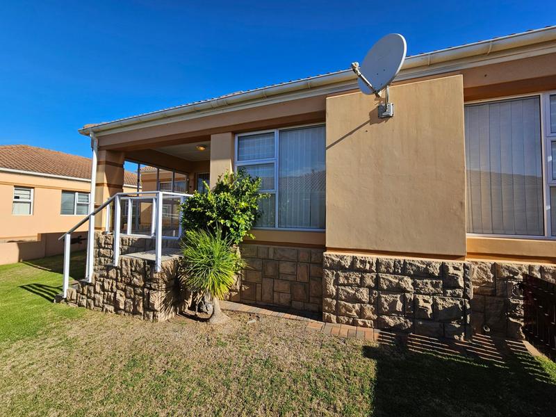 2 Bedroom Property for Sale in Wavecrest Eastern Cape